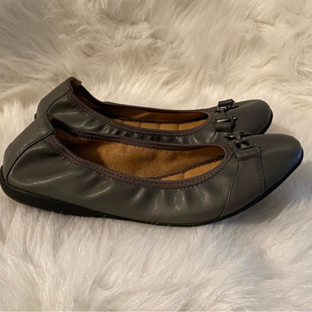 Jaclyn Smith Shoes Women’s Size 7.5 Slip On Flats Loafer‎ Buckle
